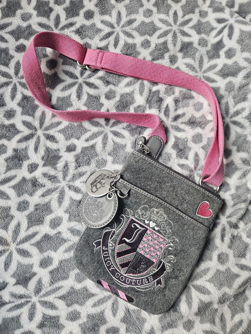 Juicy Couture Gray Felt Crossbody with Pink Strap & Crest - Vintage RARE Y2K